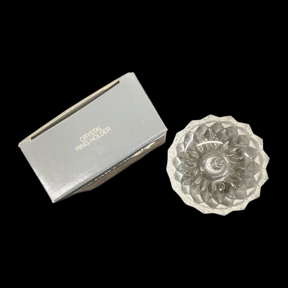 Avon Vintage Crystal Ring Holder Round 24% Full Lead Crystal Glass Original Box